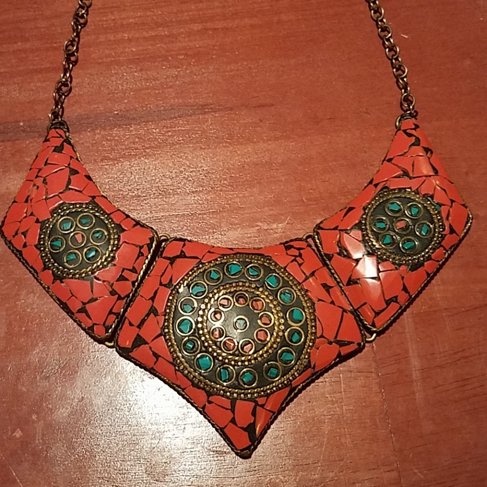 Red bronze stone necklace